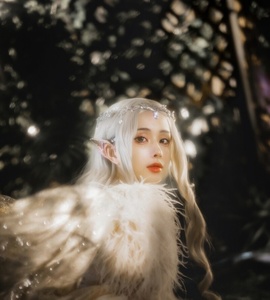 [YITUYU艺图语] 2022.06.07 林中精灵 AAAyu阿玉 [34P-823.26MB]