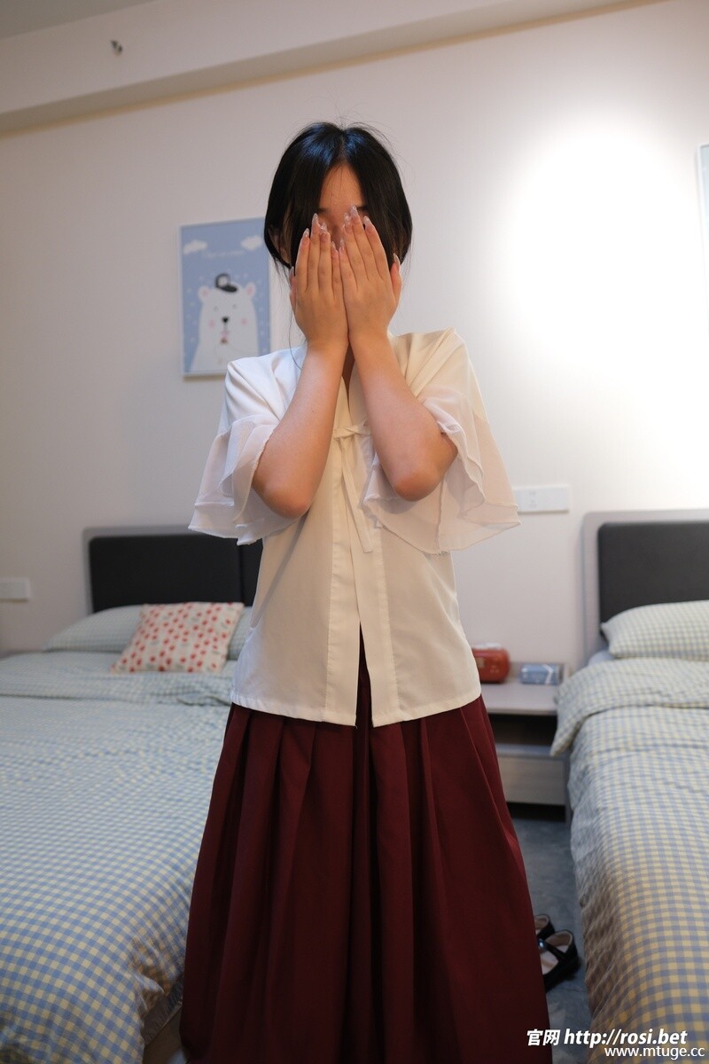 0004_compressed.jpg