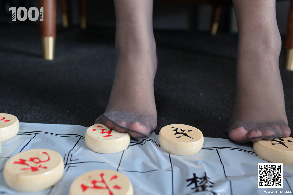 [IESS异思趣向] 1001系列.112 真真&小马《谁与争锋3》 [80P-64.1MB]