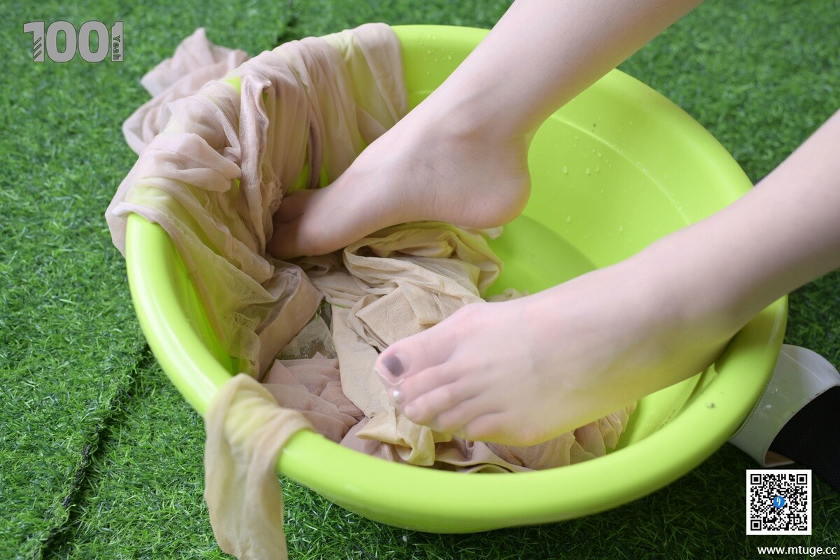 [IESS异思趣向] 1001系列.179 真真《洗丝2》 [80P-93.2MB]