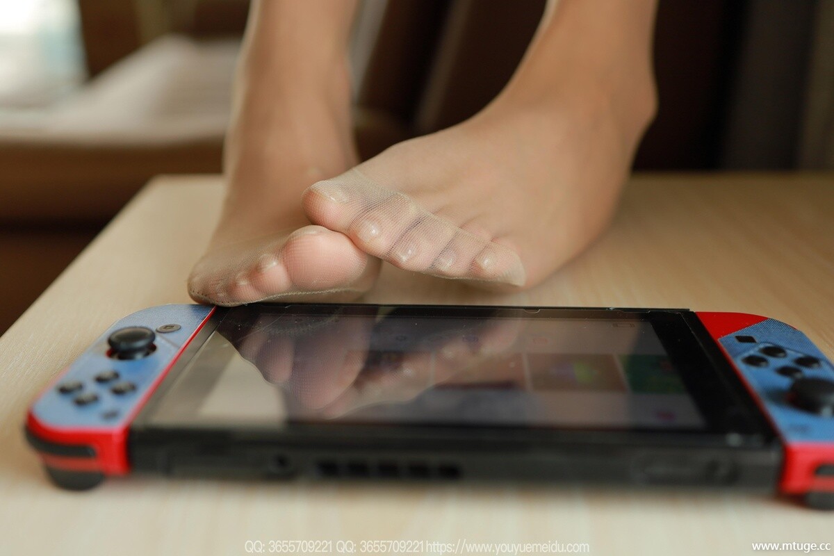 [IESS异思趣向] 2025.04.04 丝享家2019 婉萍《双脚成行（下）》 [88P-70.5M]