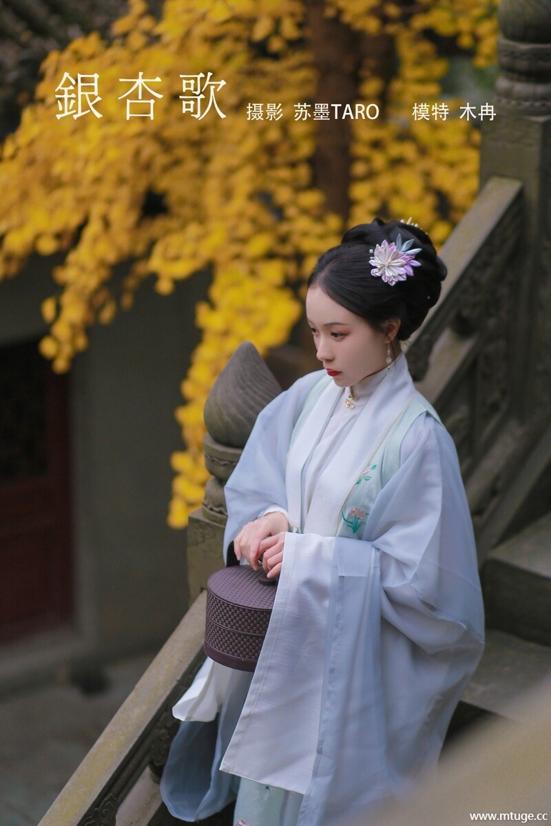 [YITUYU艺图语] 2022.02.17 银杏歌 花泽阮阮 [34+1P-353MB]