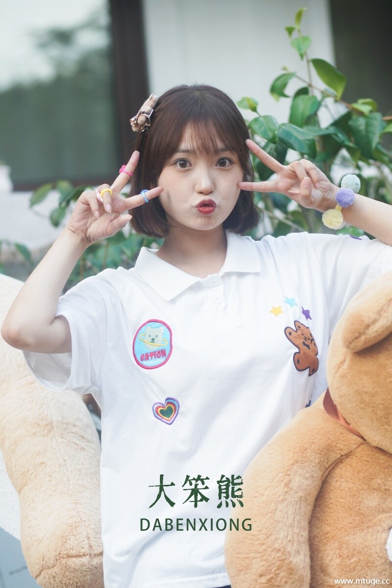 [YITUYU艺图语] 2022.10.23 大笨熊 -炸鸡冰可乐- [21+1P-155MB]
