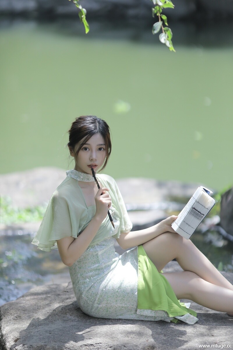 0013_compressed.jpg