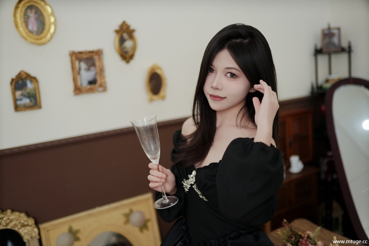 [YITUYU艺图语] 2025.01.17 法式优雅 璇 [21P-580MB]