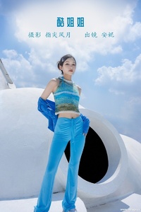 [YITUYU艺图语] 2022.10.17 酷姐姐 安妮 [26+1P-180MB]