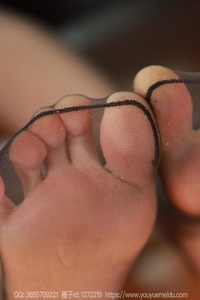 [IESS异思趣向] 2024.11.05 丝享家1890 小婕《春光明媚》 [88P-82M]