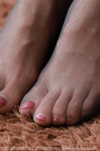 [IESS异思趣向] 2025.04.14 丝享家2027 兔兔《柔软甜妹》 [88P-101.3M]