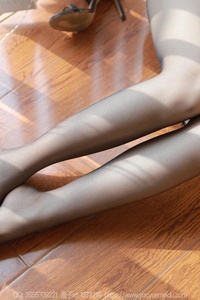 [IESS异思趣向] 2024.03.11 丝享家1686 小婕《嘿斯凉鞋》 [86P-90.8M]