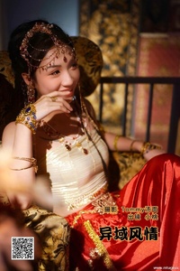 [YITUYU艺图语] 2022.06.21 异域风情 小桃 [26P-150.7M]