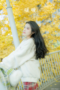 [YITUYU艺图语] 2022.08.01 暖暖 静鏡婧 [27+1P-225MB]