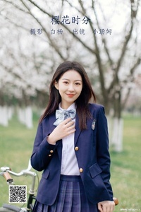 [YITUYU艺图语] 2022.06.03 樱花时分 小汤姆 [27P-390.05MB]