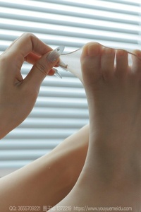 [IESS异思趣向] 2024.01.21 丝享家1643 小金《灰裙肉丝》 [86P-75.7M]