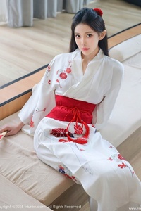 [XiuRen秀人网] 2025.09.15 NO.10767 梨霜儿 [83+1P-893MB]