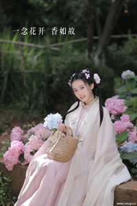 [YITUYU艺图语] 2022.07.20 一念花开，香如故 Dear-郑同学 [37+1P-675MB]