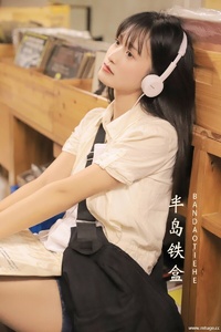 [YITUYU艺图语] 2022.07.28 半岛铁盒 刘小瑜 [21+1P-258MB]