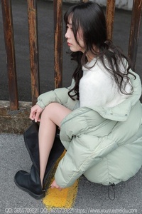 [IESS异思趣向] 2025.04.02 丝享家2017 团团《长靴包臀裙（上）》 [88P-120.5M]