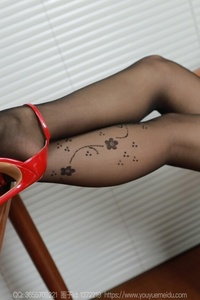 [IESS异思趣向] 2025.02.16 丝享家1978 兔兔《梅花纹（上）》 [92P-80.7M]