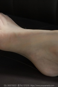 [IESS异思趣向] 2023.11.15 丝享家1586 秋秋《绿色挂脖》 [88P-90.3M]