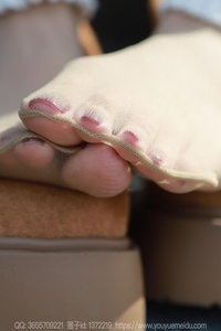 [IESS异思趣向] 2025.01.15 丝享家1951 美子《堆堆袜（下）》 [80P-92M]