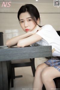 [NS纳丝摄影] NO.312 恬恬校花丝袜帆布鞋超美超美！ [73P-164M]