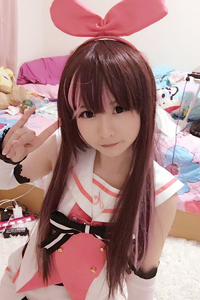 习呆呆 - Kizuna AI(绊爱)  [31P+2V]